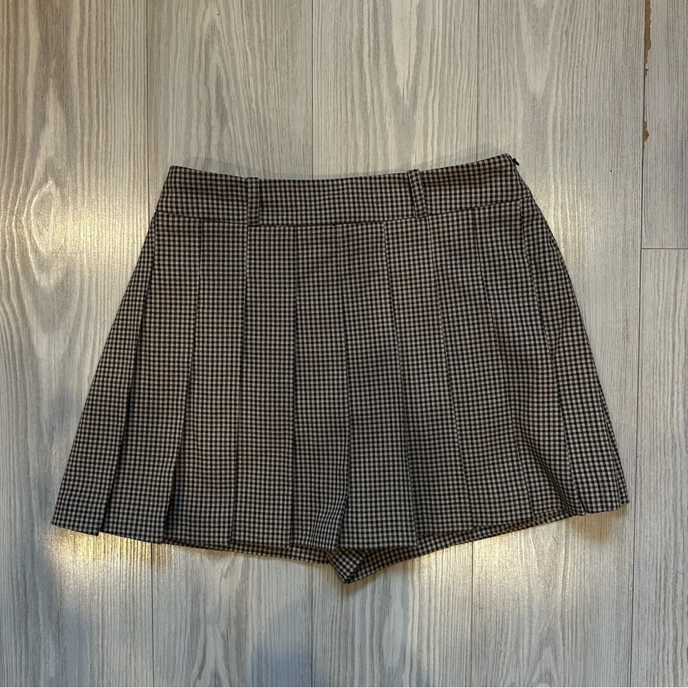 Lounge Houndstooth Mini Skort - image 2